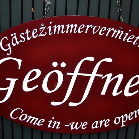 Gast-Und Weinhaus Zwiebelturm Kerken Kültér fotó